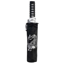Load image into Gallery viewer, Folding Umbrella Sengoku Umbrella -wakizashi(short sword)- Tiger (Silver)/Umbrella Bag Opened: Approximately 96cm in Diameter Black JK-160-02