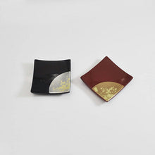 Load image into Gallery viewer, Painted chopsticks Couple painted chopsticks Issou Zuiun & Painted chopstick rest Foil scattering