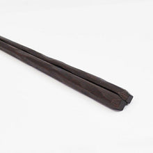 Load image into Gallery viewer, Painted chopsticks Couple painted chopsticks Isso Karin & painted chopstick rest Yuzuriha