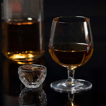 Load image into Gallery viewer, Toyo Sasaki Glass Brandy Glass Stocker Brandy Glass Small 240ml Made in Japan L50-24 (Brandy Glass, Liquor Glass, Liquor Glass, Tableware, Glassware, Glass Cup, Bar Glass, Clear Glass, Drinkware)