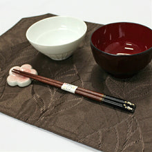 Load image into Gallery viewer, Kinza Lucky Neko Painted Chopsticks