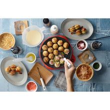 Load image into Gallery viewer, MOTTE Spoon for Takoyaki Plate Nylon Made in Japan White YJ3191