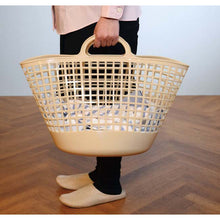 Load image into Gallery viewer, Yoshikawa Kuni Kogyo Storage Basket Undressing Basket Laundry Basket Scandinavian Style Round Basket Brown