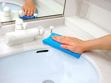 将图片加载到图库查看器,Magic Cleaner, Perfectly Wipes Off Water Droplets (Cloth Type)