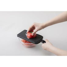 Load image into Gallery viewer, KAI Sekimagoroku Kitchen Knife Adjustable V Slicer with Guard Regular Made In Japan Approx. 10×32.5×5.9cm