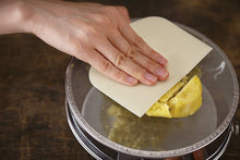 Load image into Gallery viewer, KAI HOUSE SELECT Puree Device Fine Sieve Baby Food Baking Tool Small 15.5cm