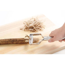 Cargar imagen en el visor de la galería, KAI Sekimagoroku Peeler Slice&Julienne Set Regular Made In Japan Silver