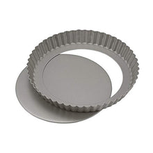 Laden Sie das Bild in den Galerie-Viewer, KAI HOUSE SELECT Tarlet-type Tart Baking Tool Mould Pushpan Bottom-loosen 18cm