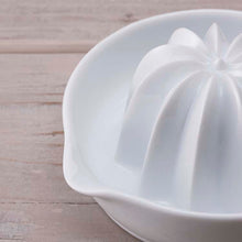 Load image into Gallery viewer, KAI SELECT100 Grapefruit Squeeze