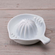 将图片加载到图库查看器,KAI SELECT100 Lemon Squeeze Citrus Juicer