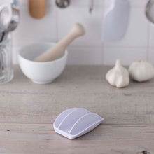 Load image into Gallery viewer, KAI SELECT100 Finger Guard