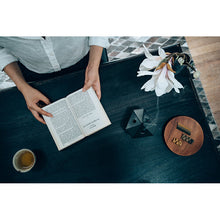 Load image into Gallery viewer, Kayuragi Incense & Mini Ceramic Holder Mixed Set - Aloeswood, Cherry Blossom, Sandalwood 45 Sticks