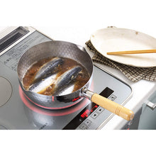 Cargar imagen en el visor de la galería, Yoshikawa Yukihira Saucepan, 2.2 quart 2.1L