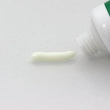 Load image into Gallery viewer, Mentholatum Acnes Acne Treatment 18g