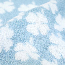 Laden Sie das Bild in den Galerie-Viewer, Bath towel Imabari TREFLE (height 120 x width 58cm) Blue (KF-2500)
