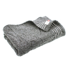 Laden Sie das Bild in den Galerie-Viewer, Bath Towel Mox Gray Approx. 58 x 120cm OL-2800
