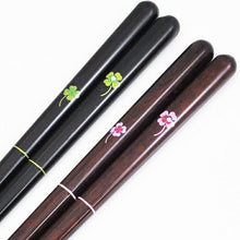 Laden Sie das Bild in den Galerie-Viewer, Painted chopsticks Couple painted chopsticks A pair of happy painted chopsticks
