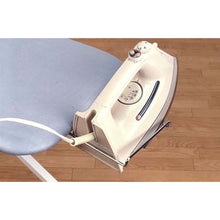 Load image into Gallery viewer, Yamazaki Jitsugyo Ironing Board Stand Type Sukkiri Press Aluminum Coat 2691 (Folding Iron Stylish Height Adjustable Foldable Foldable Boat-shaped Steel Mesh Stand Lightweight)
