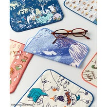 Load image into Gallery viewer, Handkerchief Moomin Smartphone/glasses cleaning handkerchief Little My &amp; Glasses Beige Approx. 20 x 20cm
