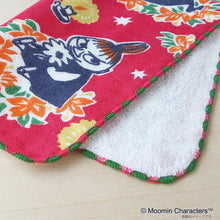Cargar imagen en el visor de la galería, Handkerchief Moomin Gauze Pile Handkerchief Running Green Approx. 25 x 25 cm
