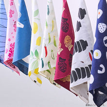 Load image into Gallery viewer, Handkerchief kenema dyed handkerchief rice ball navy approx. 44 x 44 cm
