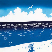 Cargar imagen en el visor de la galería, Tenugui Moomin Chudyed Tenugui Big Fish Blue Approx. 33 x 90cm
