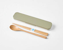 Load image into Gallery viewer, Cutlery Set mayu Mayu Wooden Chopsticks and Spoon Set Light Khaki (Chopsticks and Spoon) Approx. 18cm T-36411 (Cutlery Spoon Set My Chopsticks Chopstick Box 18cm Lunch Box Women)
