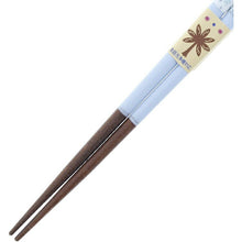 Laden Sie das Bild in den Galerie-Viewer, Painted chopsticks, pastel flowers, non-slip, dishwasher safe
