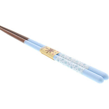 Laden Sie das Bild in den Galerie-Viewer, Painted chopsticks, pastel flowers, non-slip, dishwasher safe

