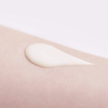画像をギャラリービューアに読み込む, Chifure Whitening Lotion VC 150ml
