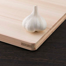 将图片加载到图库查看器，KAI Sekimagoroku Cutting Board Hinoki Cypress Wood Made In Japan Natural Approx. 45×30cm 
