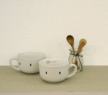 Muat gambar ke penampil Galeri, [Made in Japan]  DECOOR Interior Cloth Table Runner Natural Sand (Brown)

