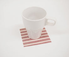 Cargar imagen en el visor de la galería, [Made in Japan]  DECOOR Interior Cloth Table Runner Natural Stripe Red
