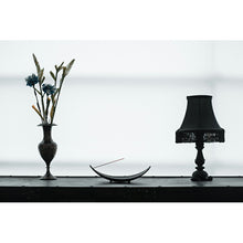 Muat gambar ke penampil Galeri, Kayuragi Incense &amp; Mini Ceramic Holder - Japanese Cypress 40 Sticks
