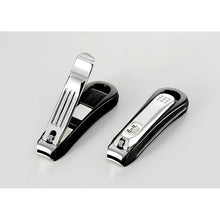 Load image into Gallery viewer, Craftsman&#39;s Skill  Catcher Included Stainless Steel Luxury Nail Clippers
