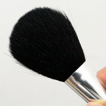 Laden Sie das Bild in den Galerie-Viewer, KUMANO BRUSH Make-up Brushes  KU-Series Powder Brush Make-up Cosmetics Use Mountain Goat Hair
