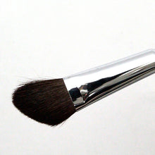 Muat gambar ke penampil Galeri, KUMANO BRUSH Make-up Brushes  SR-Series Eye Shadow Brush Large Horse Hair
