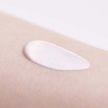 Cargar imagen en el visor de la galería, Chifure UV Sun Veil Cream Sunscreen 50g Moist-type Sun Care Makeup Base
