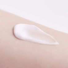 画像をギャラリービューアに読み込む, Chifure Washable Cold Cream Cleansing Main Item Bottle 300g Massage Removes Stubborn Makeup
